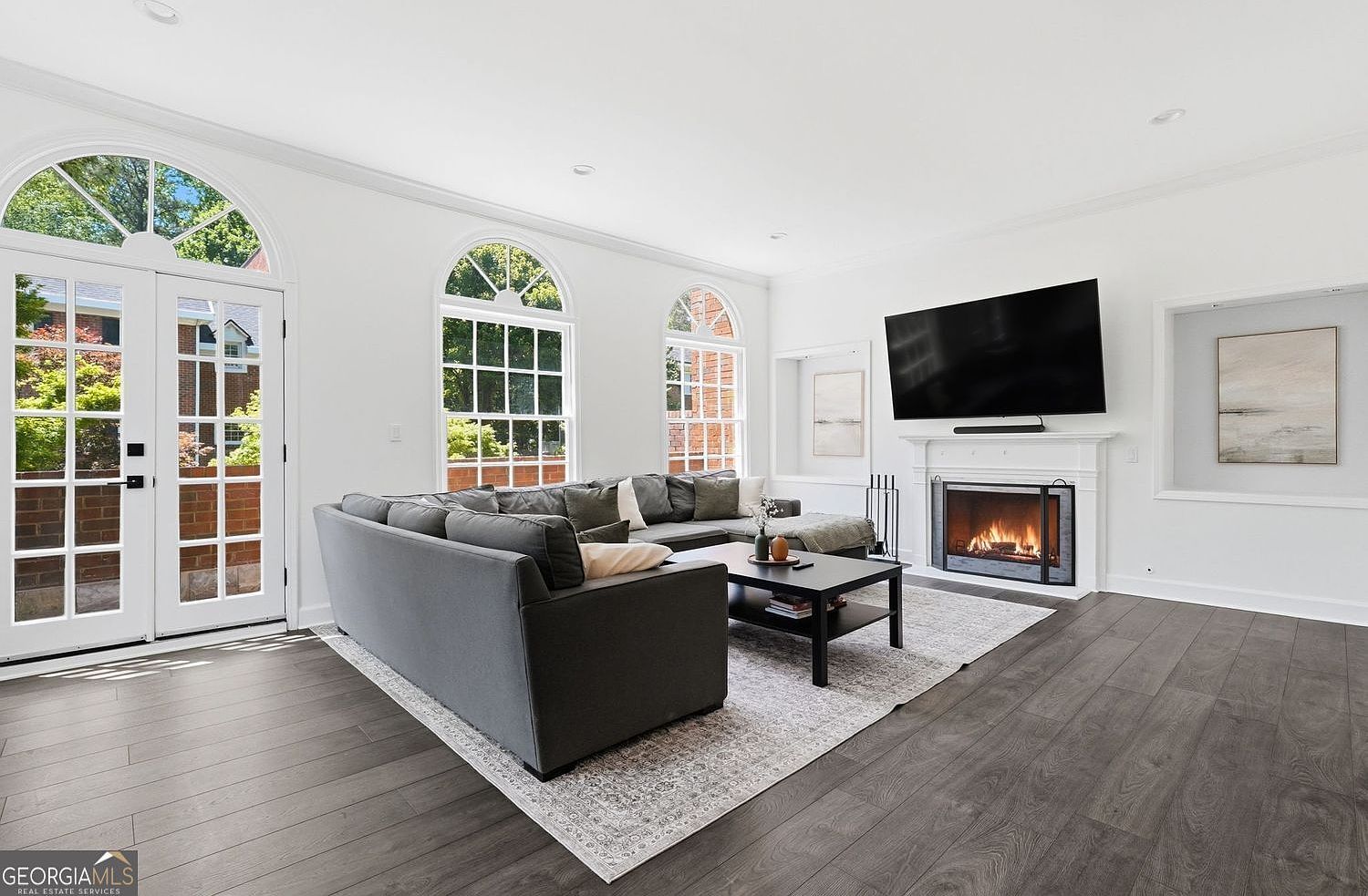 425 Jefferson Cir Sandy Springs, GA 30328 - Thumbnail 3