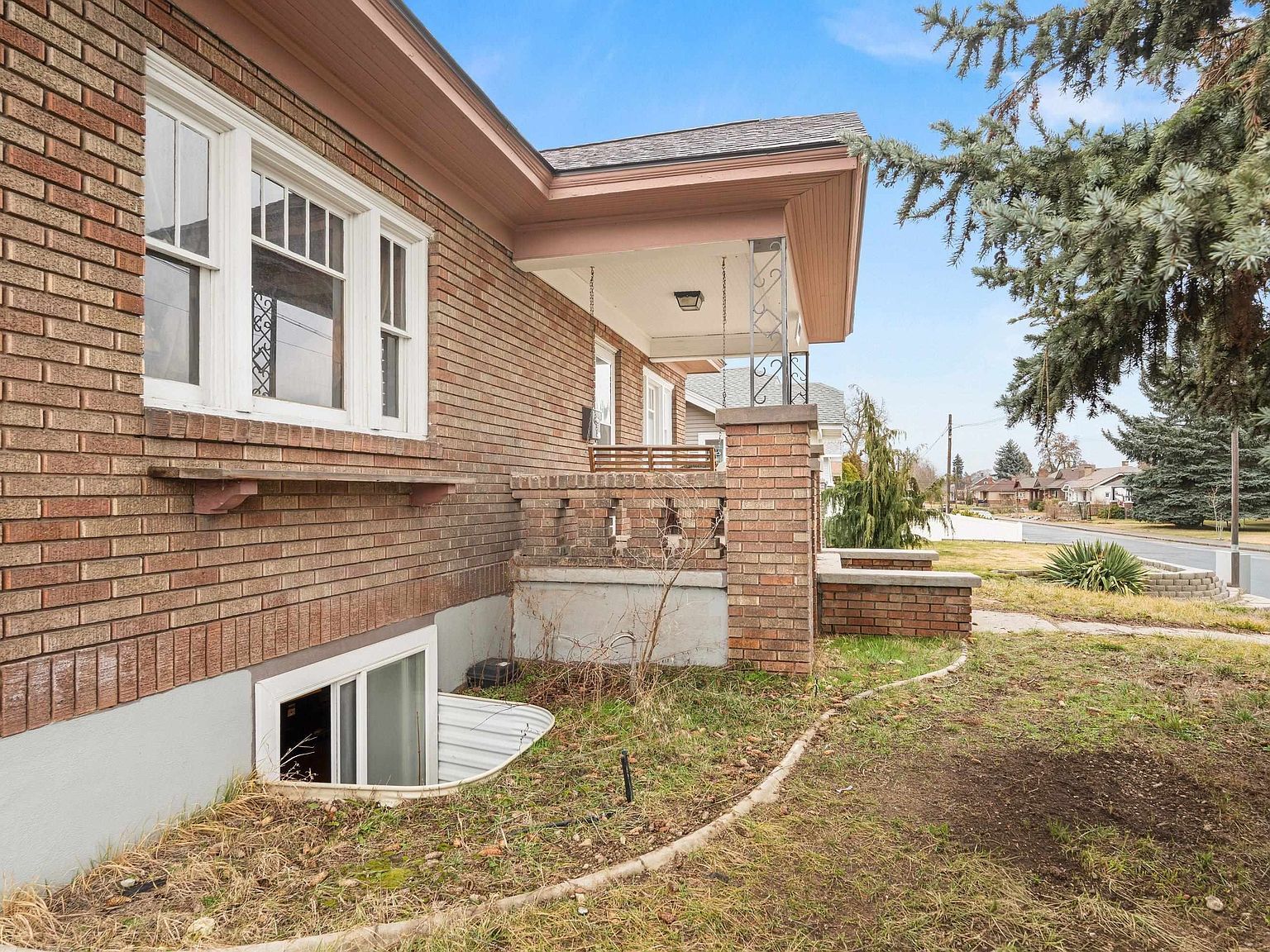 117 E Glass Ave Spokane, WA 99207 - Thumbnail 3