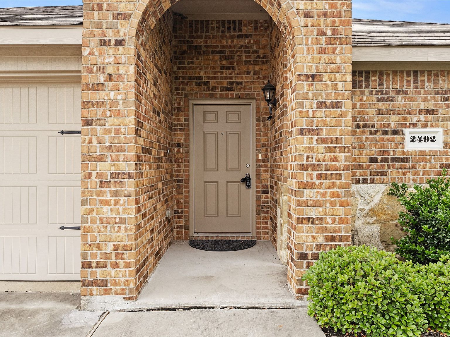 2492 Saldana Dr Fate, TX 75189 - Thumbnail 3