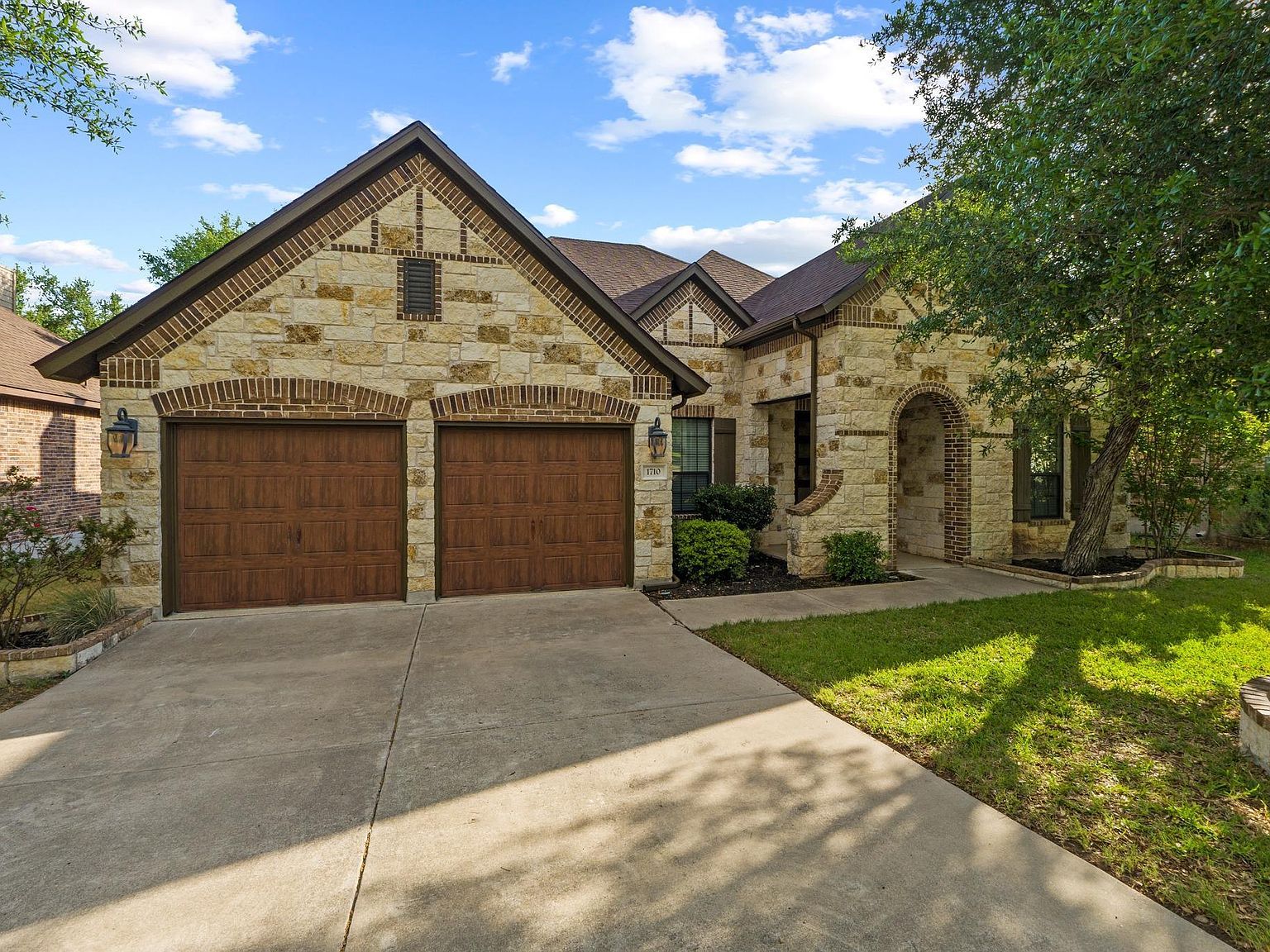1710 Foxboro Ln Cedar Park, TX 78613 - Thumbnail 3