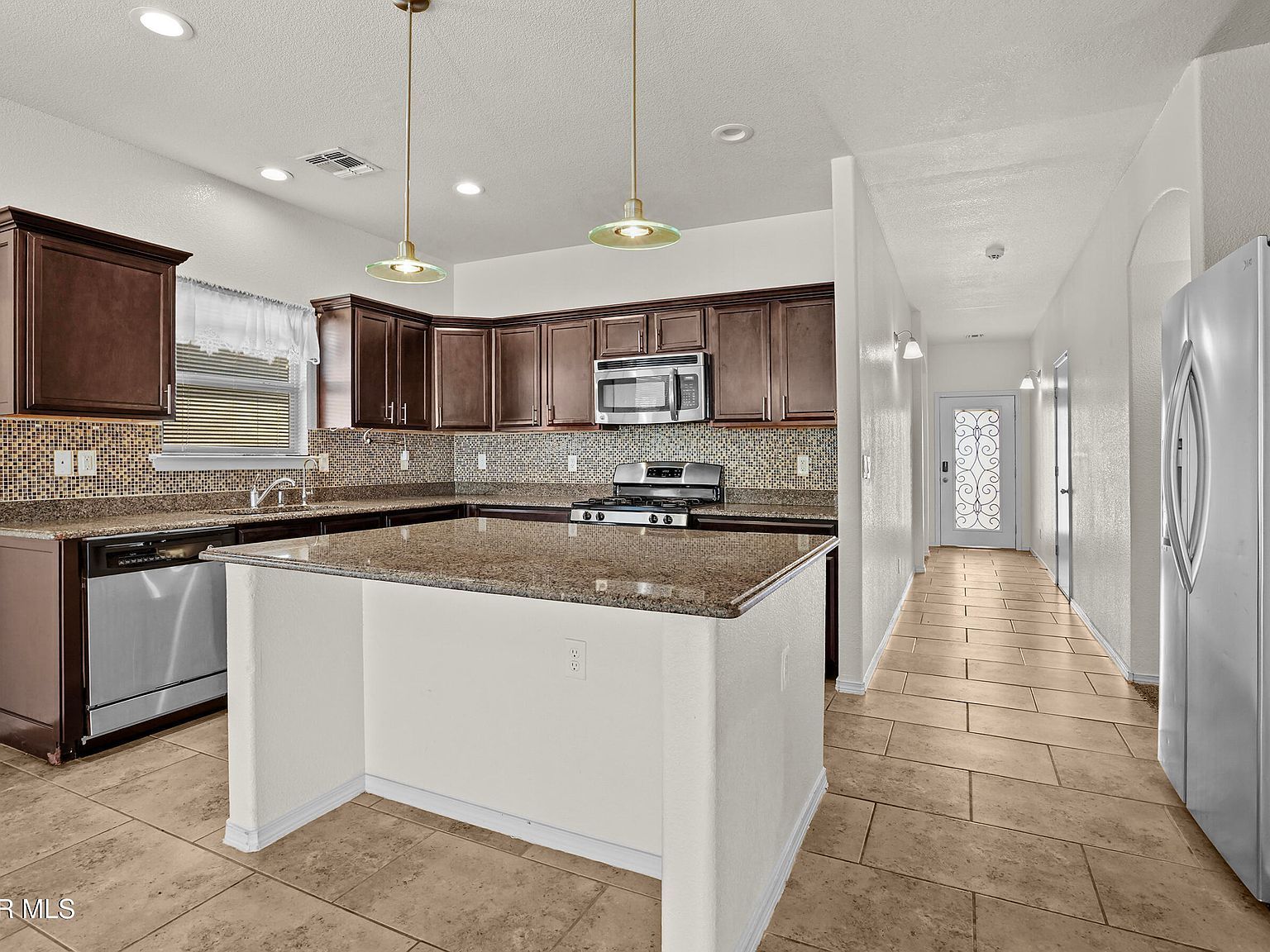 4929 Adrian Campos St El Paso, TX 79938 - Thumbnail 3