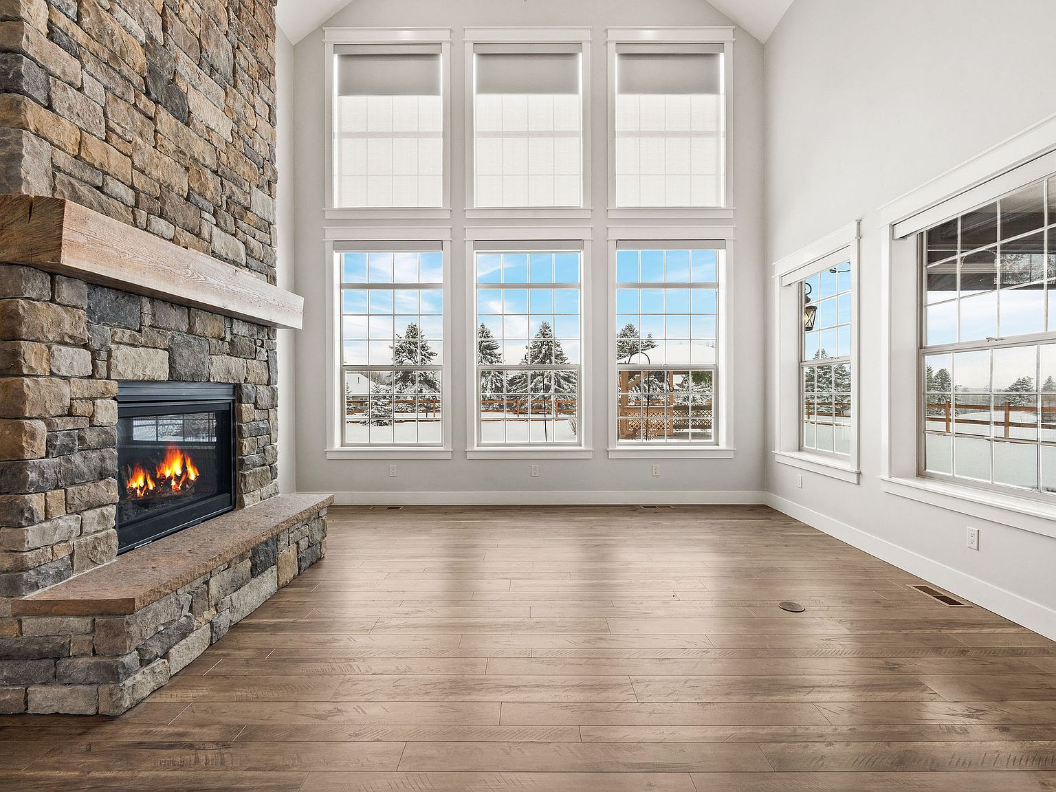 1334 Ponderosa Ridge Dr Bigfork, MT 59911 - Thumbnail 3