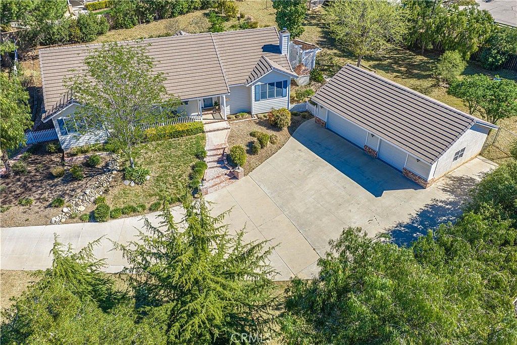 11340 Morgan Rd Agua Dulce, CA 91390 - Thumbnail 3