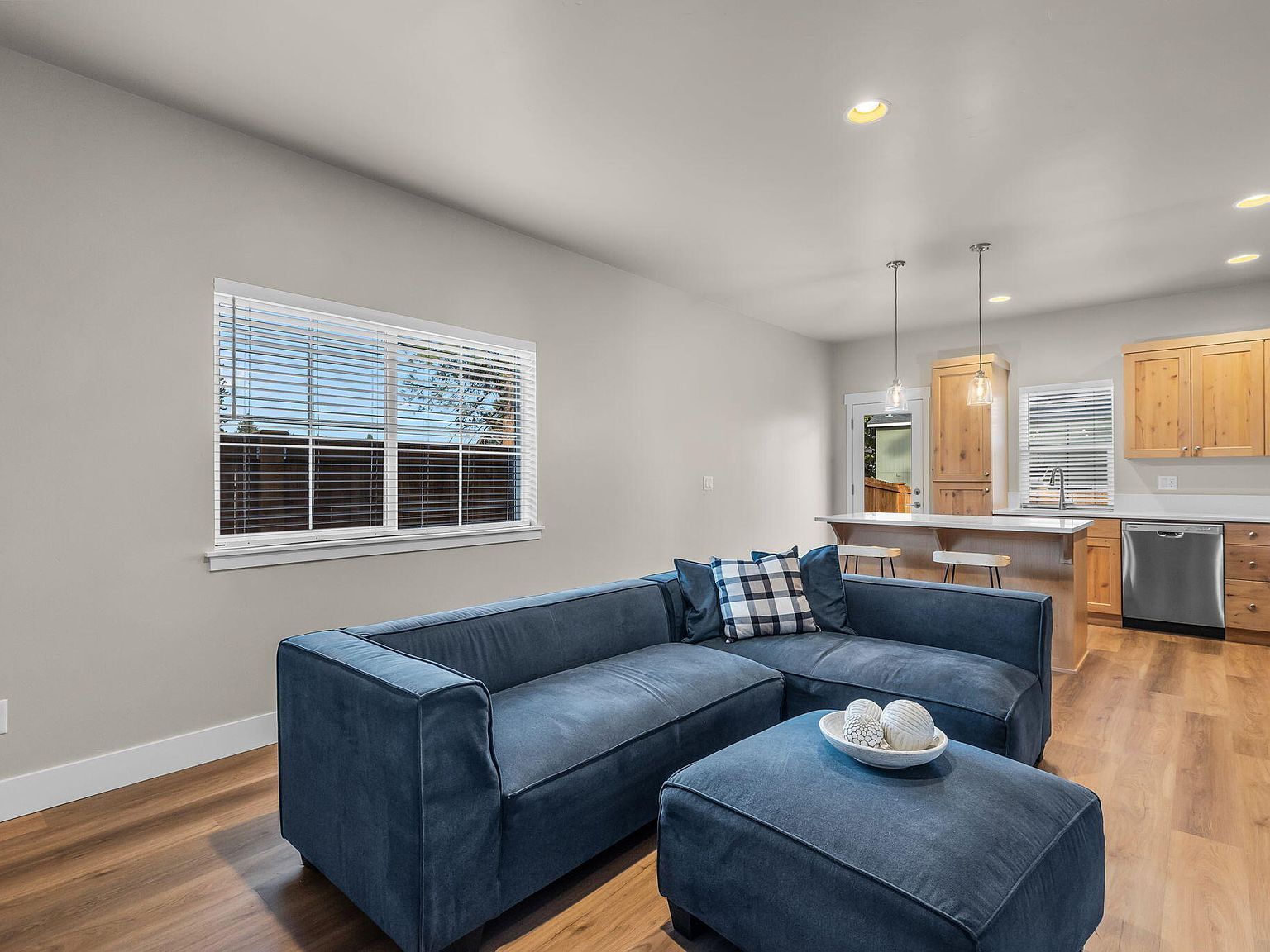 63290 NW Ski Ln Bend, OR 97703 - Thumbnail 3