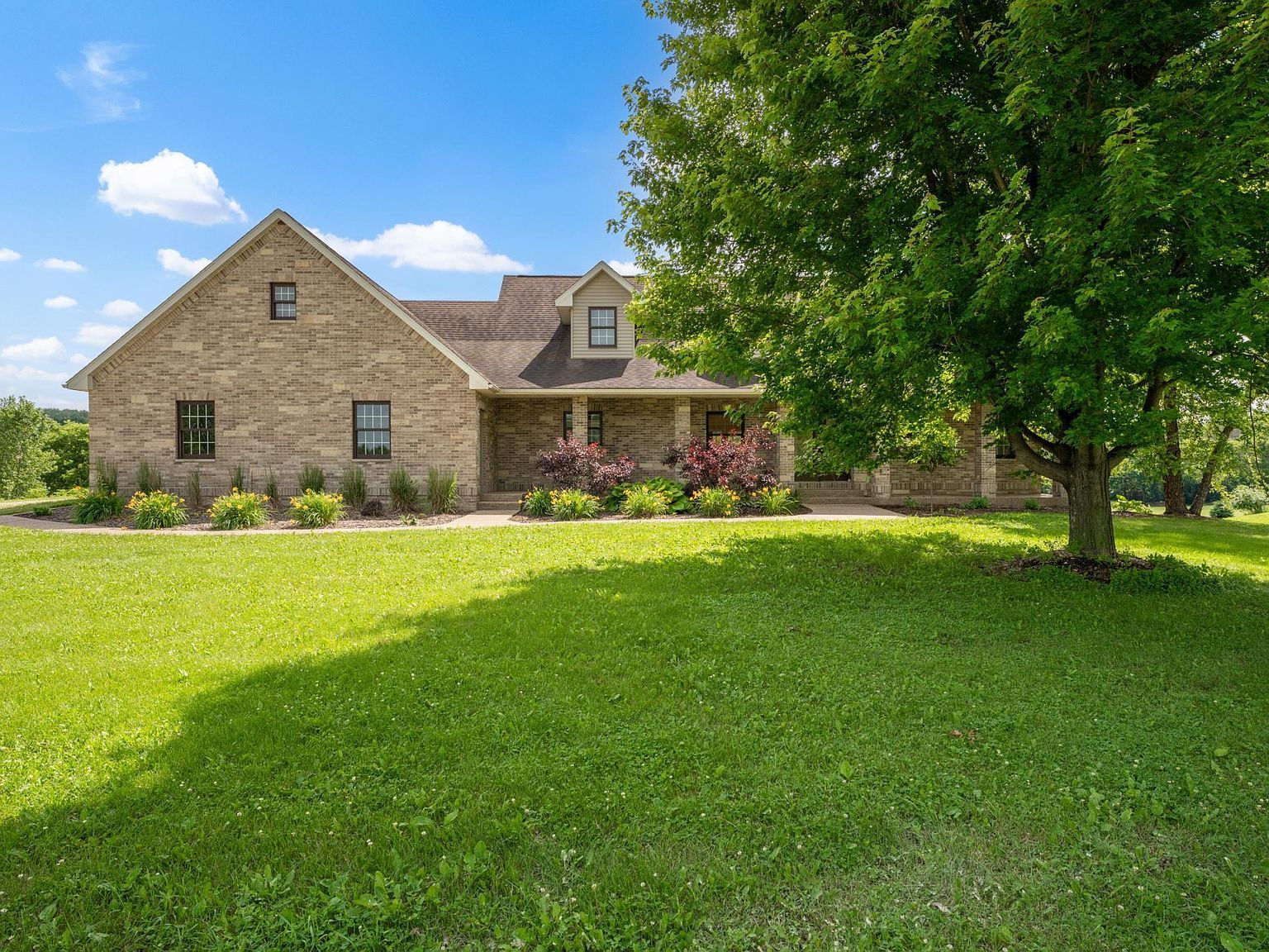 54185 232nd Ave West Concord, MN 55985 - Thumbnail 3