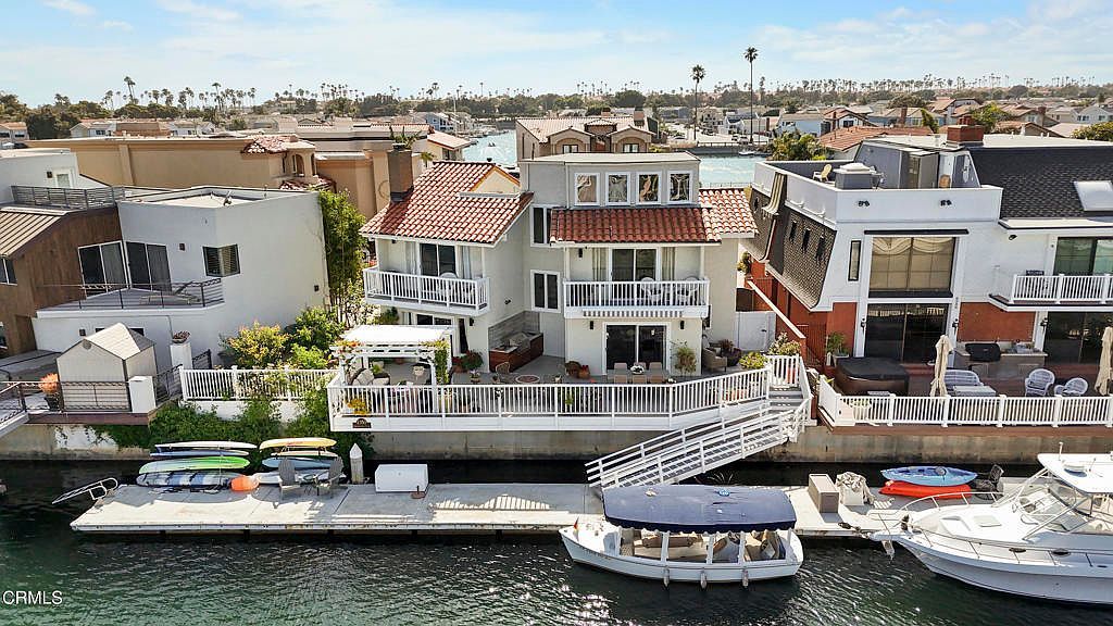 2350 Greencastle Ln Oxnard, CA 93035 - Thumbnail 3