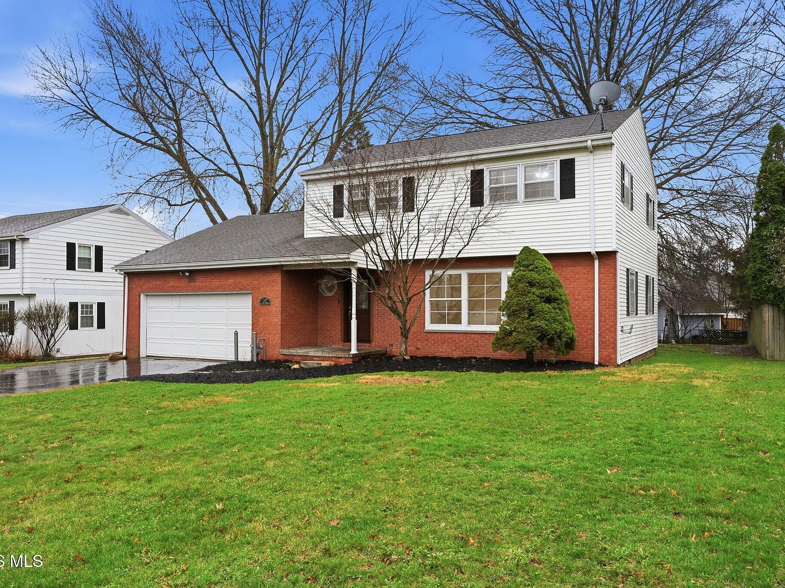 207 E Yates Ave Findlay, OH 45840 - Thumbnail 3