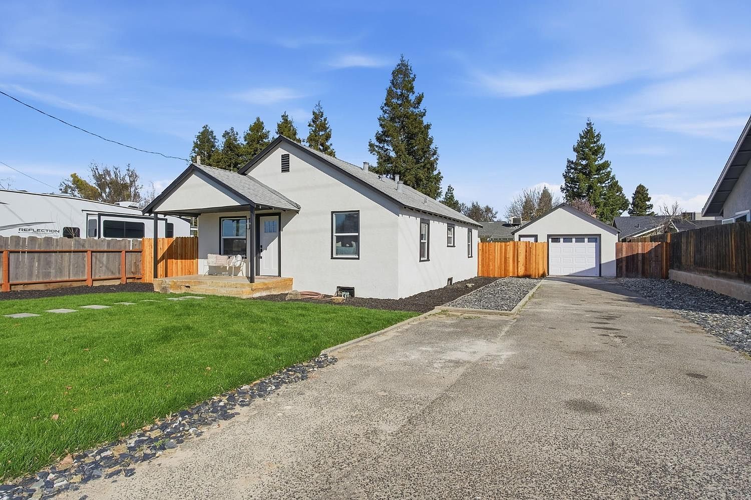 2521 East Ave Turlock, CA 95380 - Thumbnail 3