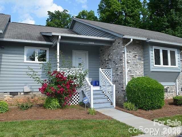 1805 Wellington Hills Cir Salisbury, NC 28147 - Thumbnail 3