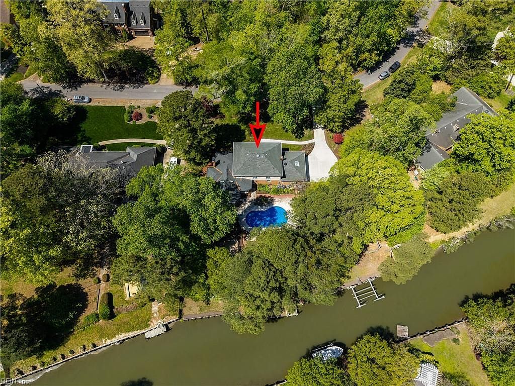 1304 Holly Point Rd Virginia Beach, VA 23454 - Thumbnail 3