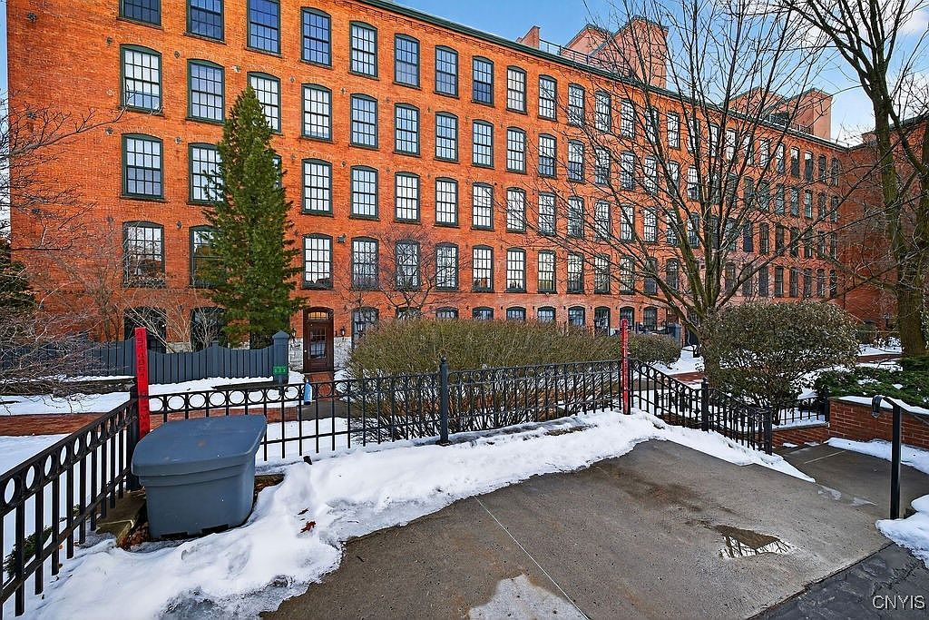 429 N Franklin St #314 & 315 Syracuse, NY 13202 - Thumbnail 3