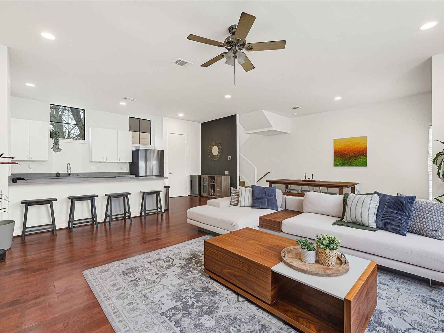 939 Colorado St Unit 8 Houston, TX 77007 - Thumbnail 3