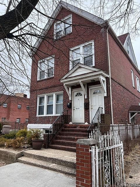 13322 233rd St Jamaica, NY 11422 - Thumbnail 3