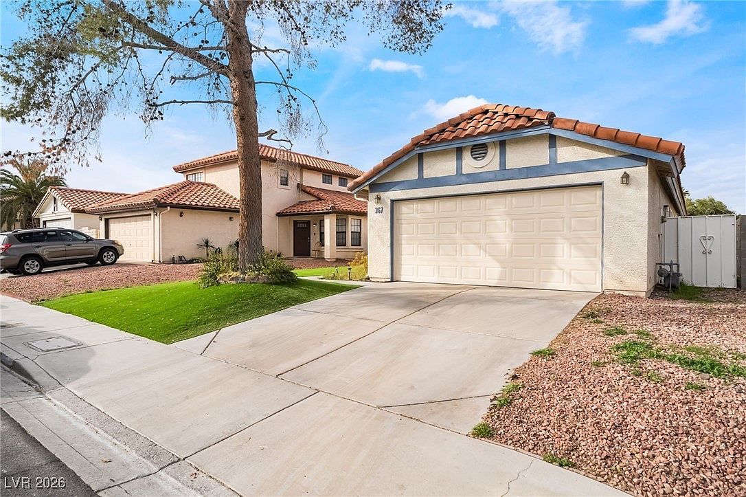 367 Keating St Henderson, NV 89074 - Thumbnail 3