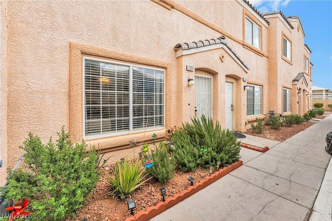 2207 Sleepy Ct Las Vegas, NV 89106 - Thumbnail 3