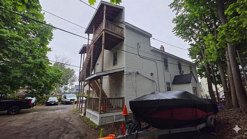 16 W Oberlin St Worcester, MA 01610 - Thumbnail 3