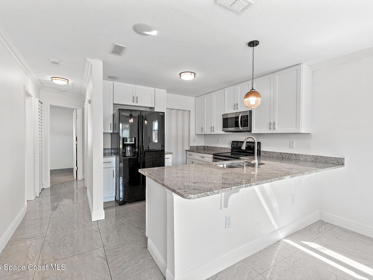 218 Prince Ave Melbourne, FL 32901 - Thumbnail 3