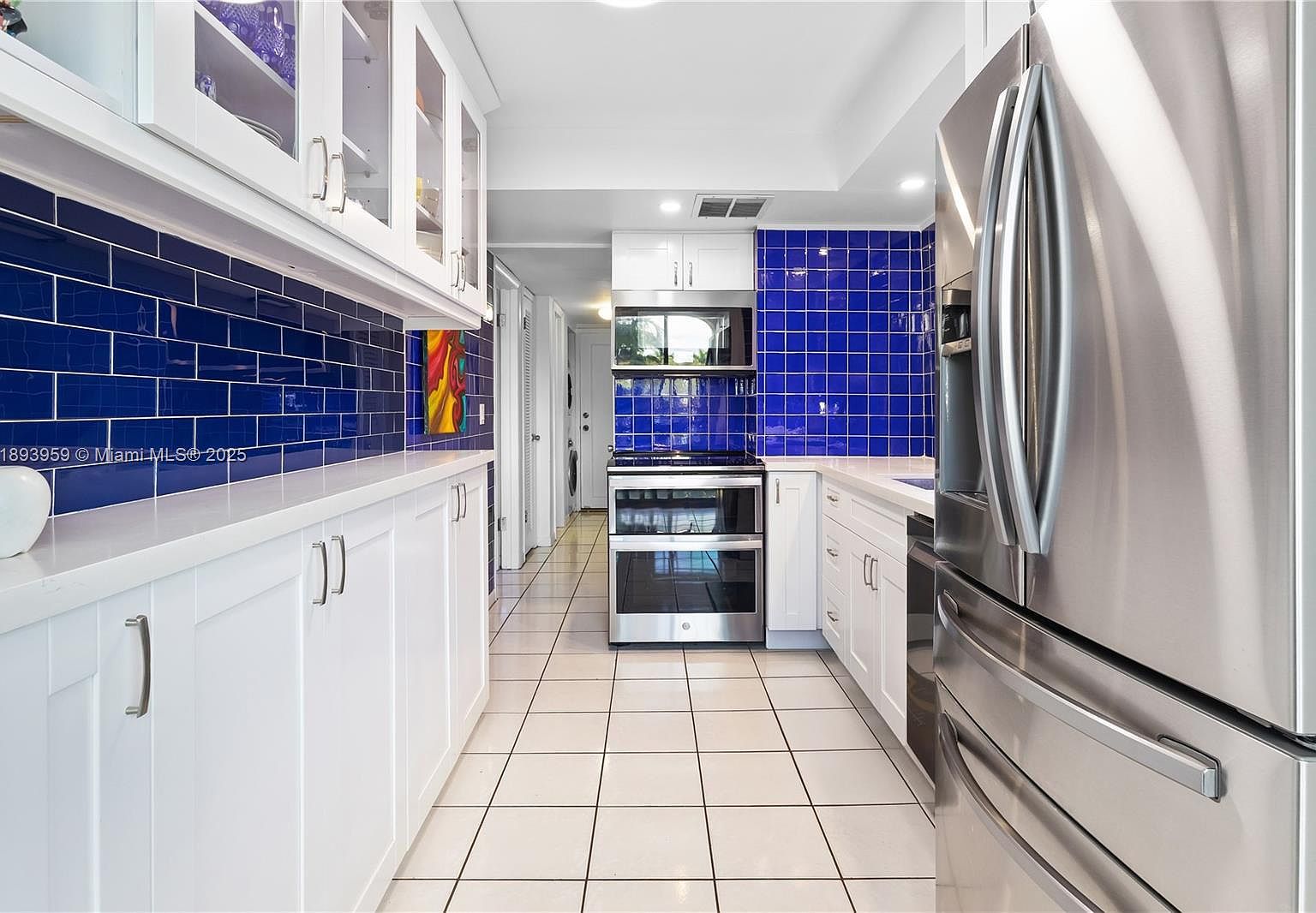 77 Crandon Blvd APT 3C Key Biscayne, FL 33149 - Thumbnail 3