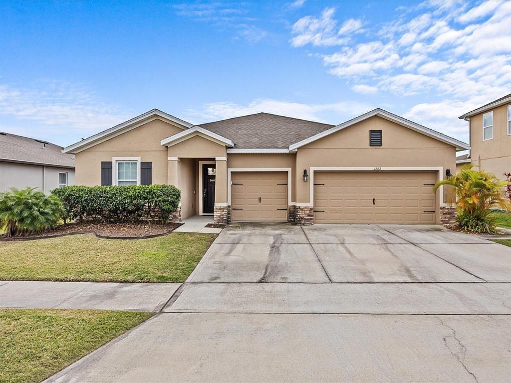 1882 Rustic Falls Dr Kissimmee, FL 34744 - Thumbnail 3