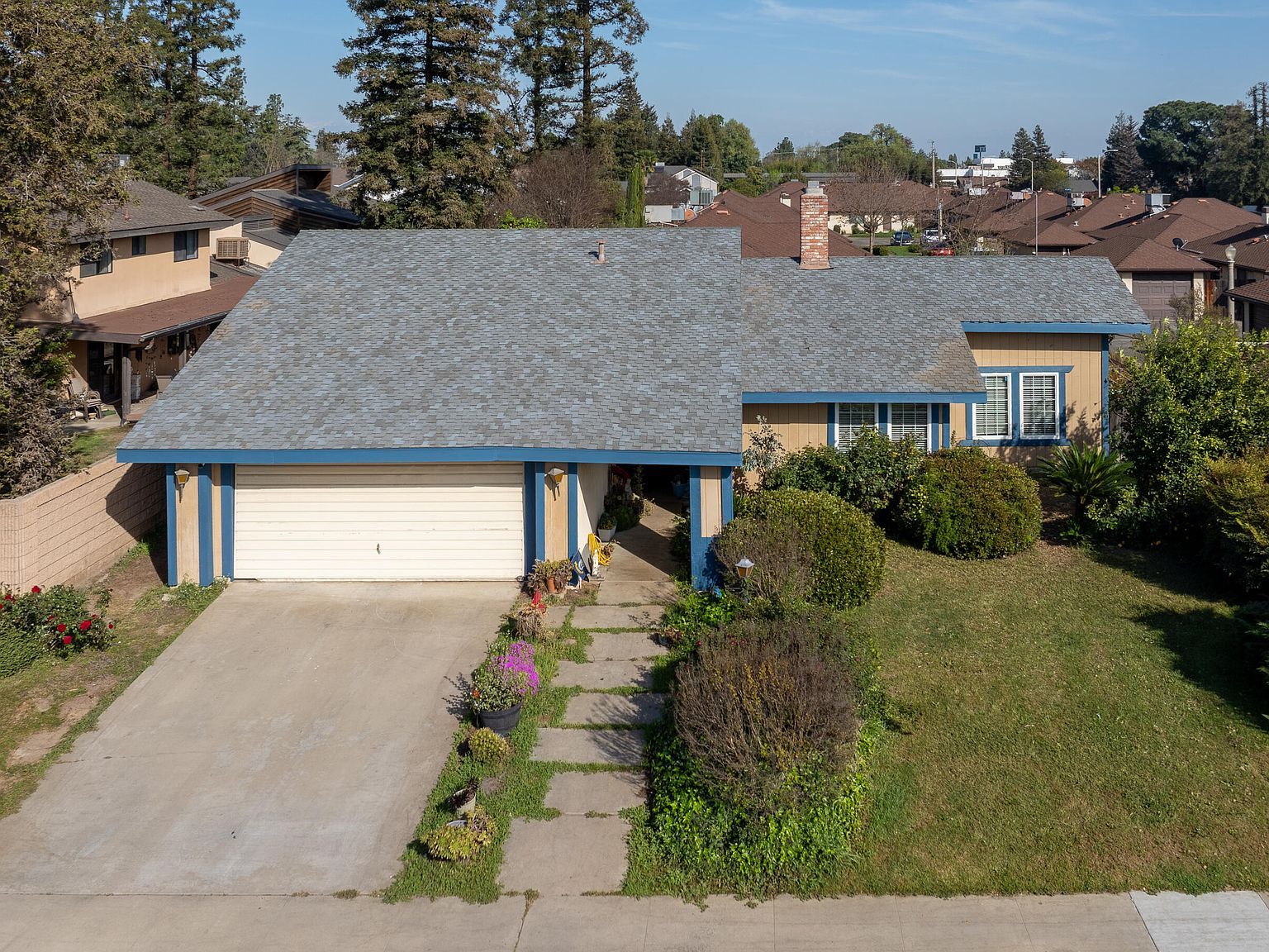 1352 N M St Tulare, CA 93274 - Thumbnail 3