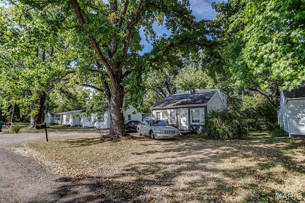 959 Green Mount Ln Belleville, IL 62220 - Thumbnail 3