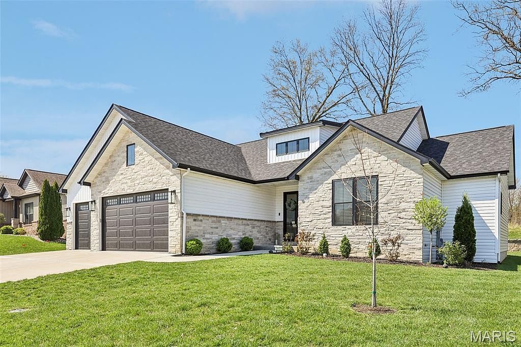 1407 Crimson King Way Troy, IL 62294 - Thumbnail 3