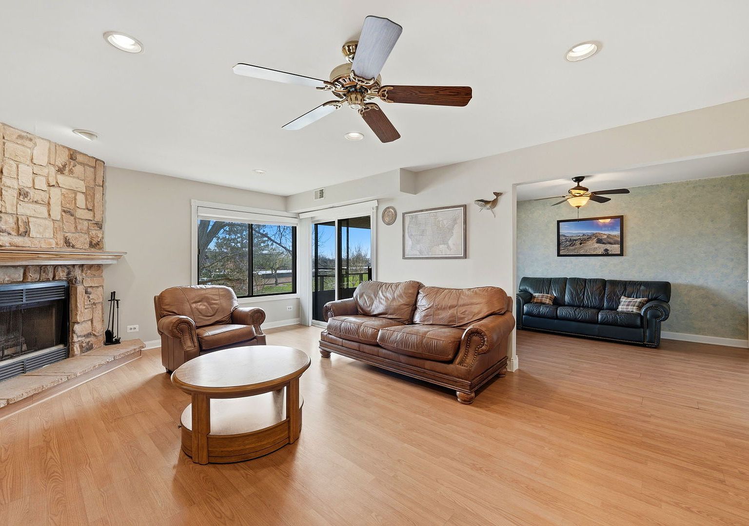 1350 N Sterling Ave Unit 201 Palatine, IL 60067 - Thumbnail 3