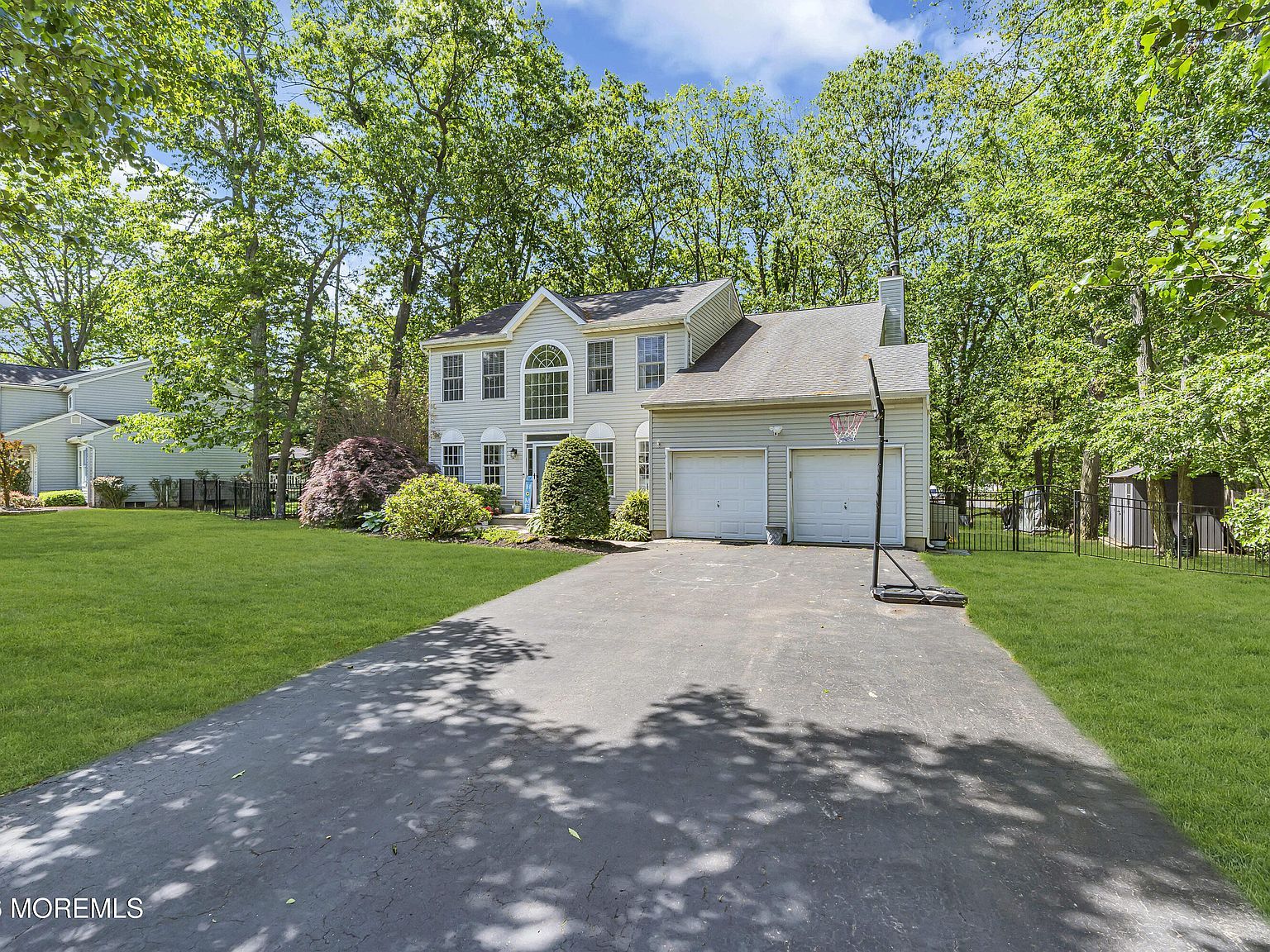 15 Coral Dr Howell, NJ 07731 - Thumbnail 3