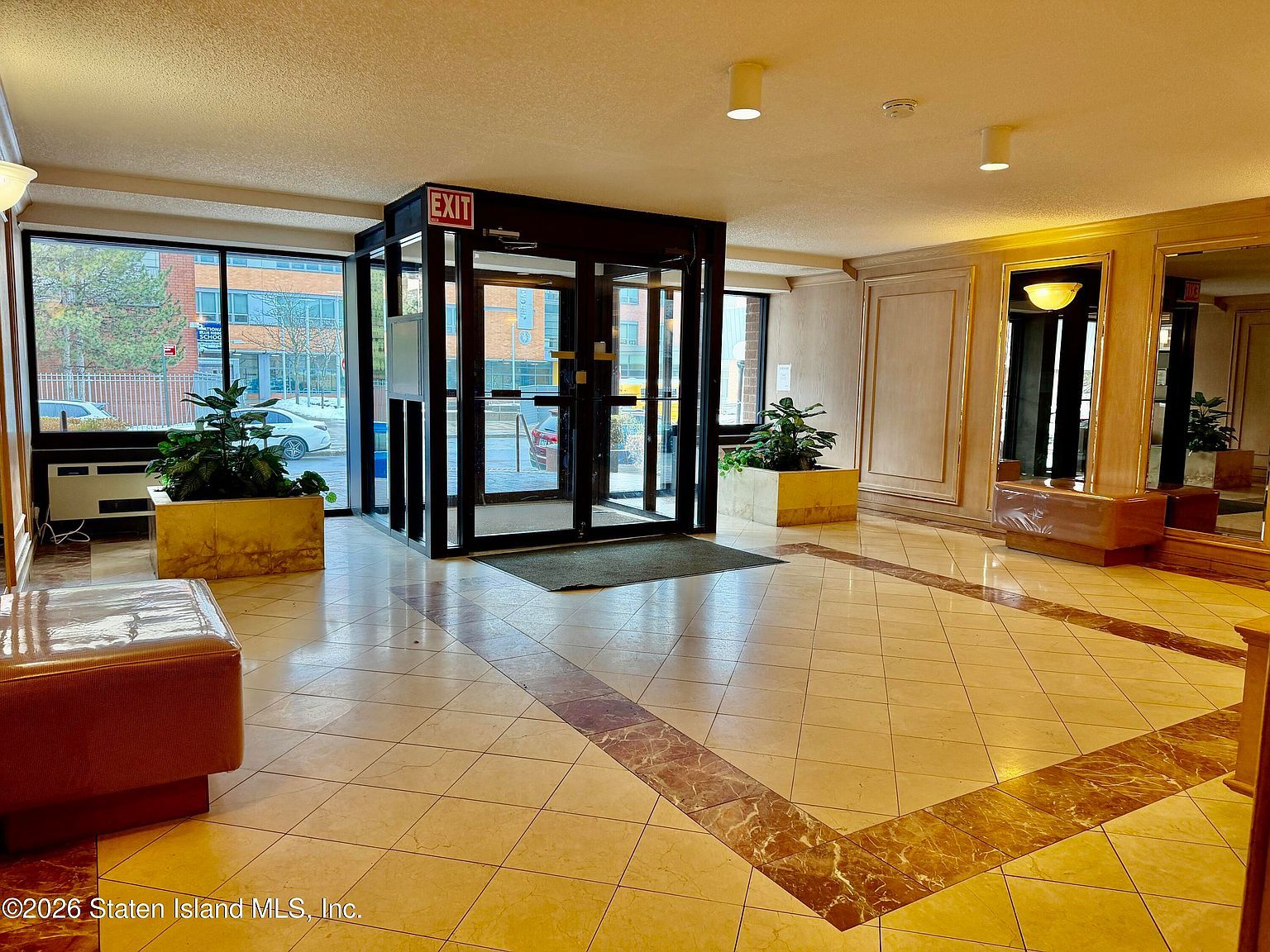 95 Essex Dr APT 3H Staten Island, NY 10314 - Thumbnail 3