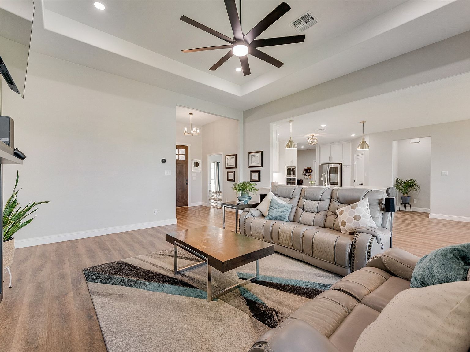 1044 Encino Ct Wills Point, TX 75169 - Thumbnail 3