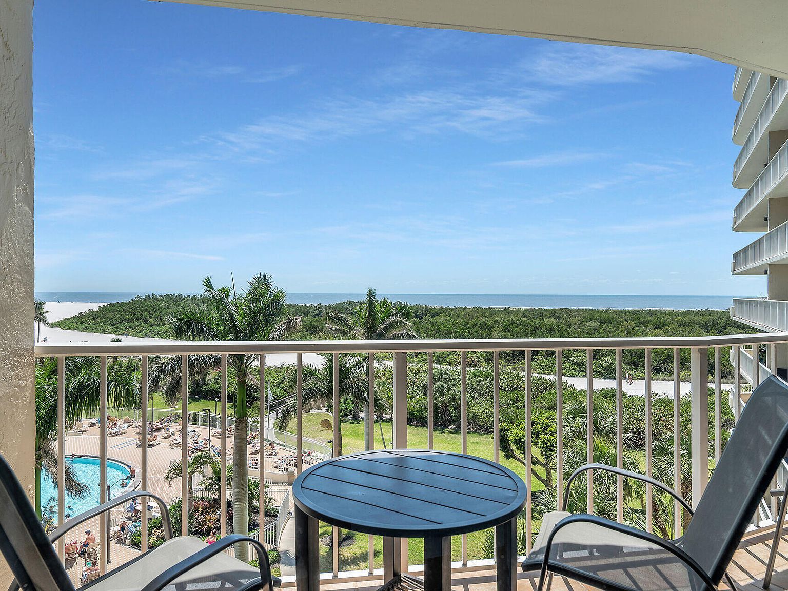 440 Seaview Ct APT 504 Marco Island, FL 34145 - Thumbnail 3