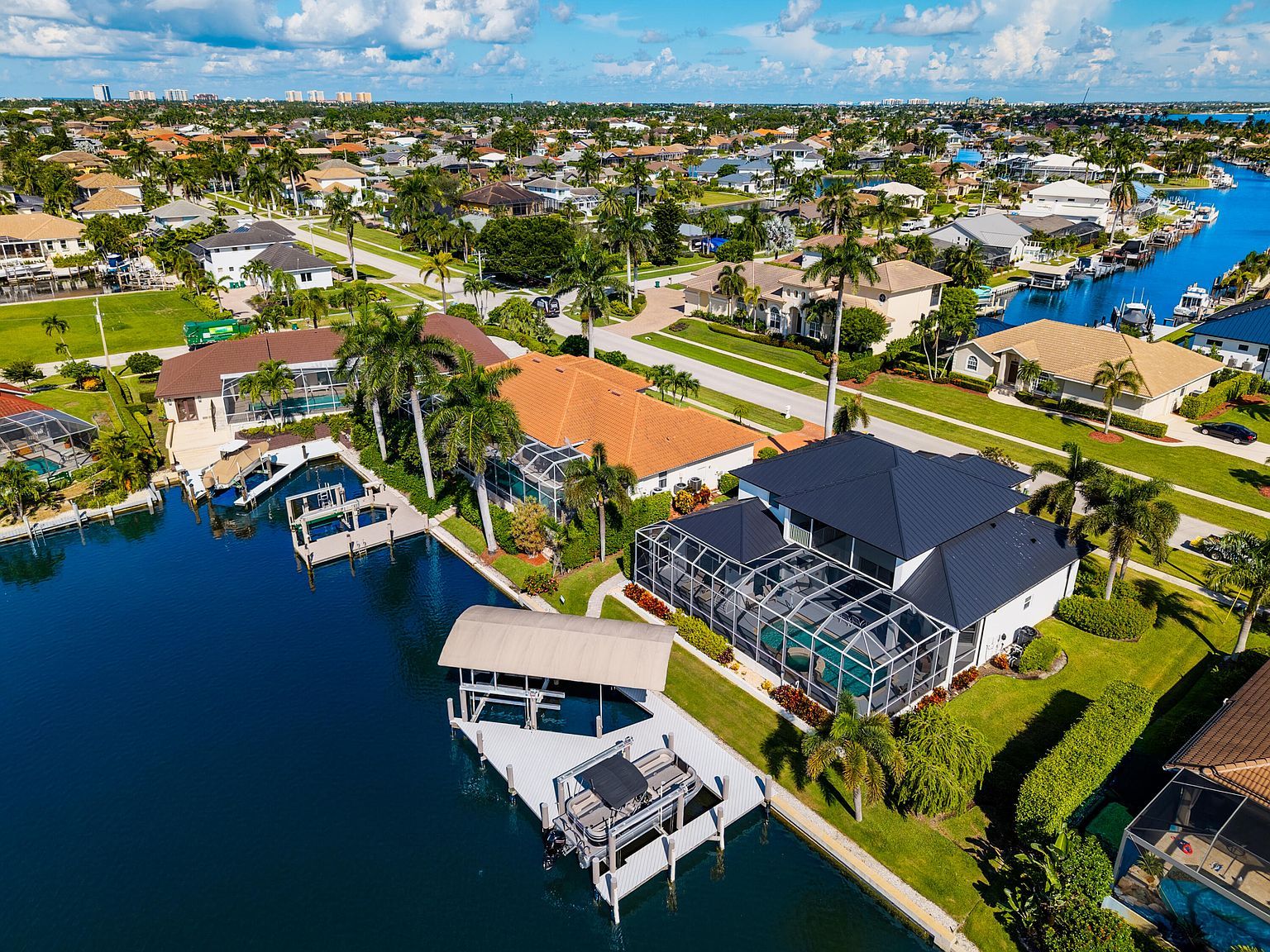 1845 Honduras Ave Marco Island, FL 34145 - Thumbnail 3