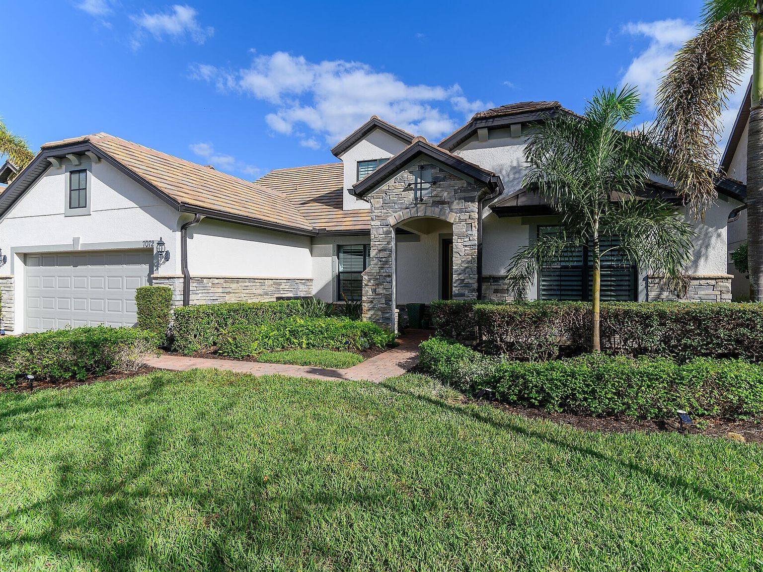 7072 Live Oak Dr Naples, FL 34114 - Thumbnail 3