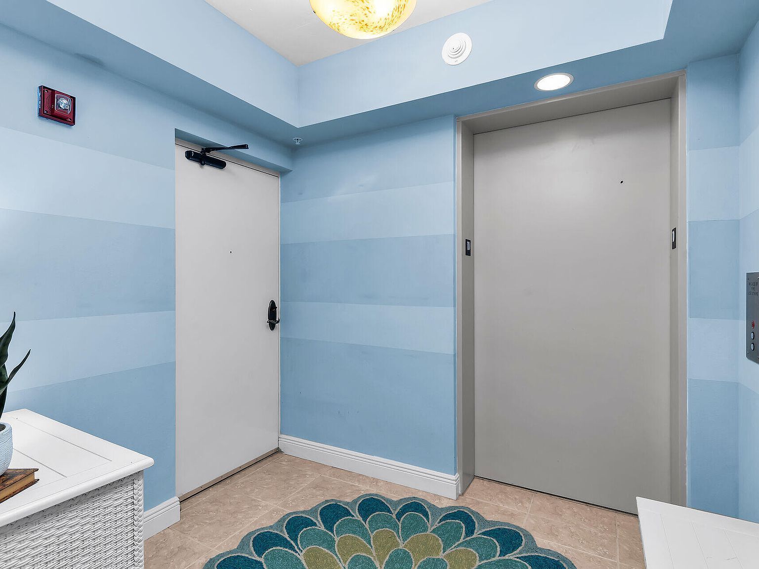 1065 Borghese Ln APT 1003 Naples, FL 34114 - Thumbnail 3