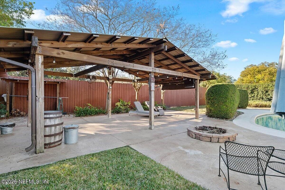 8134 Veracruz Dr Jacksonville, FL 32211 - Thumbnail 3