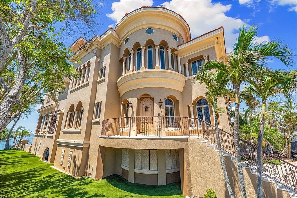 290 N Washington Dr Sarasota, FL 34236 - Thumbnail 3