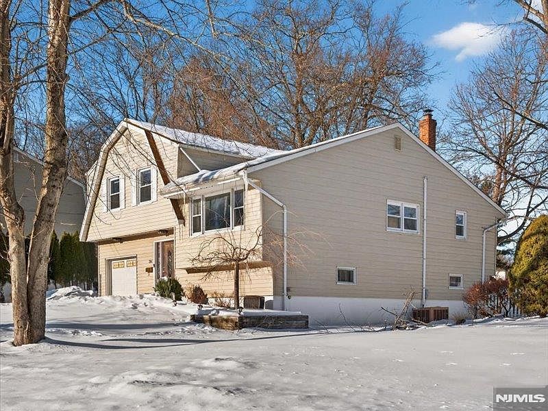 33 Sherwood Dr Ramsey, NJ 07446 - Thumbnail 3