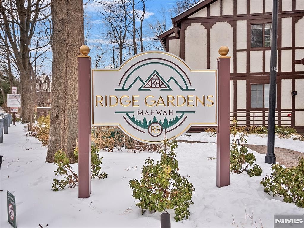 3807 Melville Ct Mahwah, NJ 07430 - Thumbnail 3