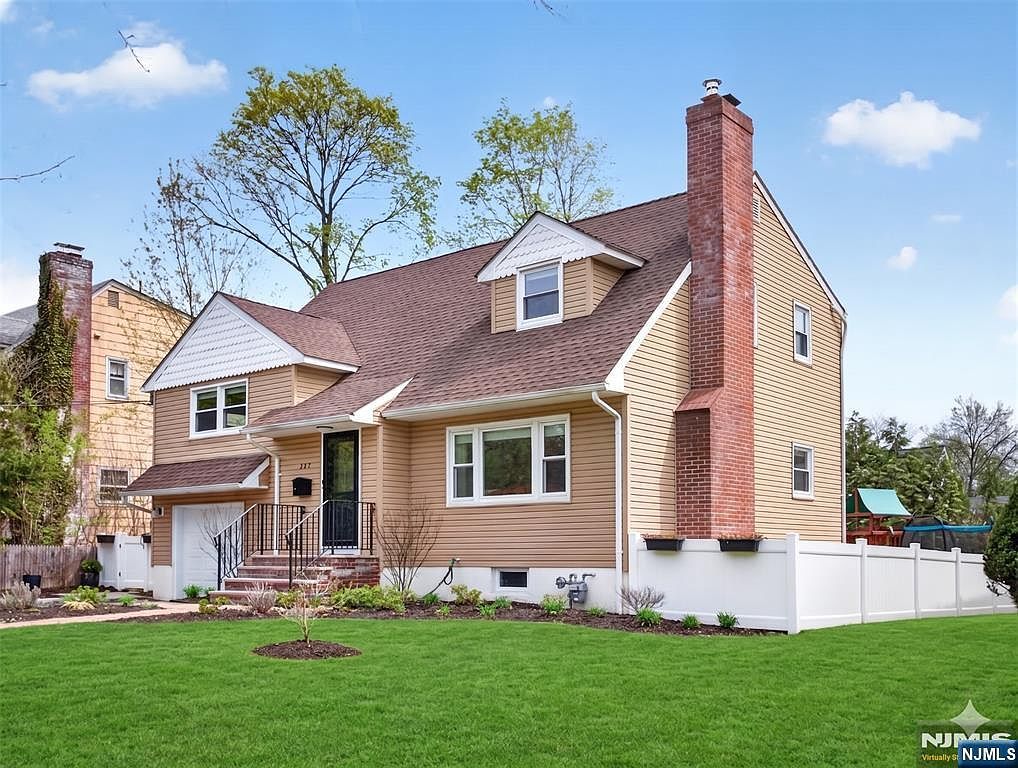 247 Steilen Ave Ridgewood, NJ 07450 - Thumbnail 3
