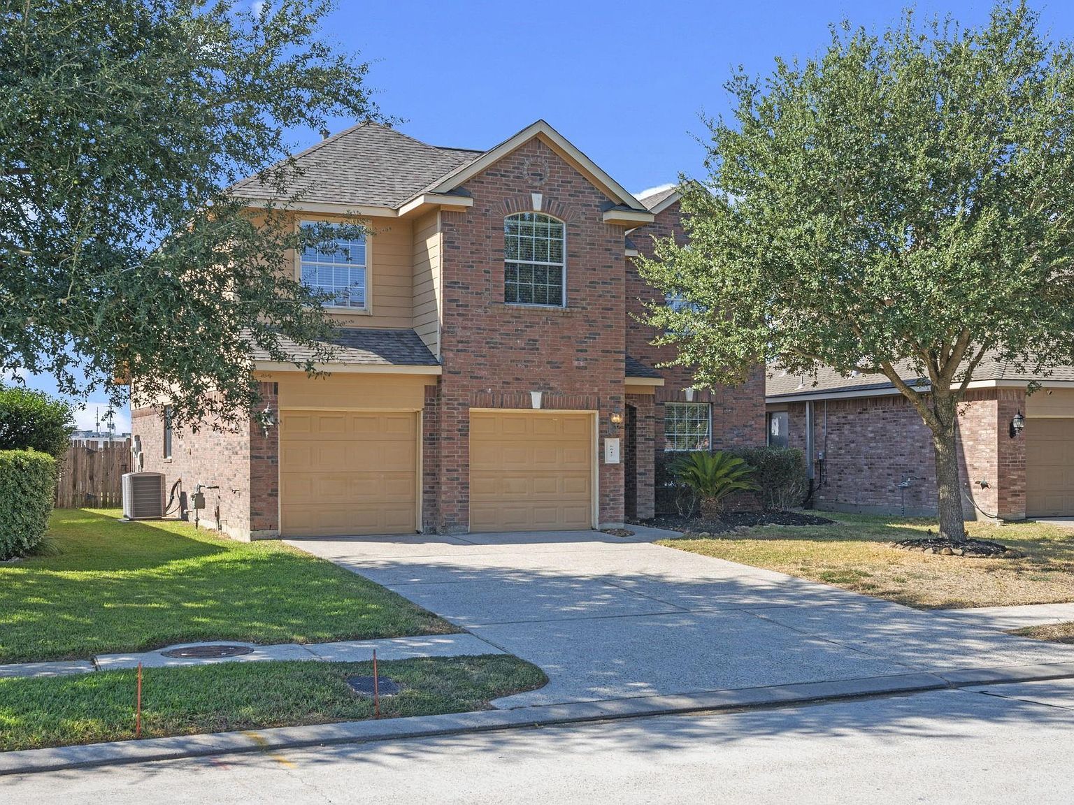 6047 Northcrest Village Way Spring, TX 77388 - Thumbnail 3