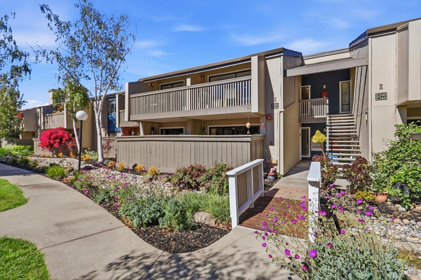 49 Showers Dr APT E245 Mountain View, CA 94040 - Thumbnail 3