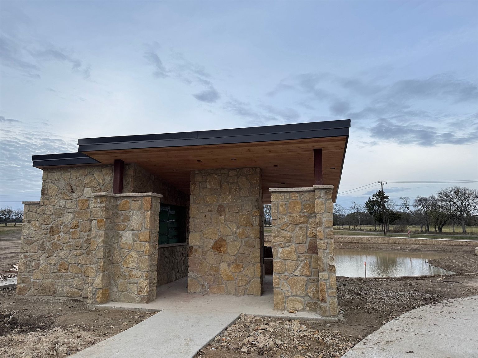 76 Buck Trail Way Pottsboro, TX 75076 - Thumbnail 3