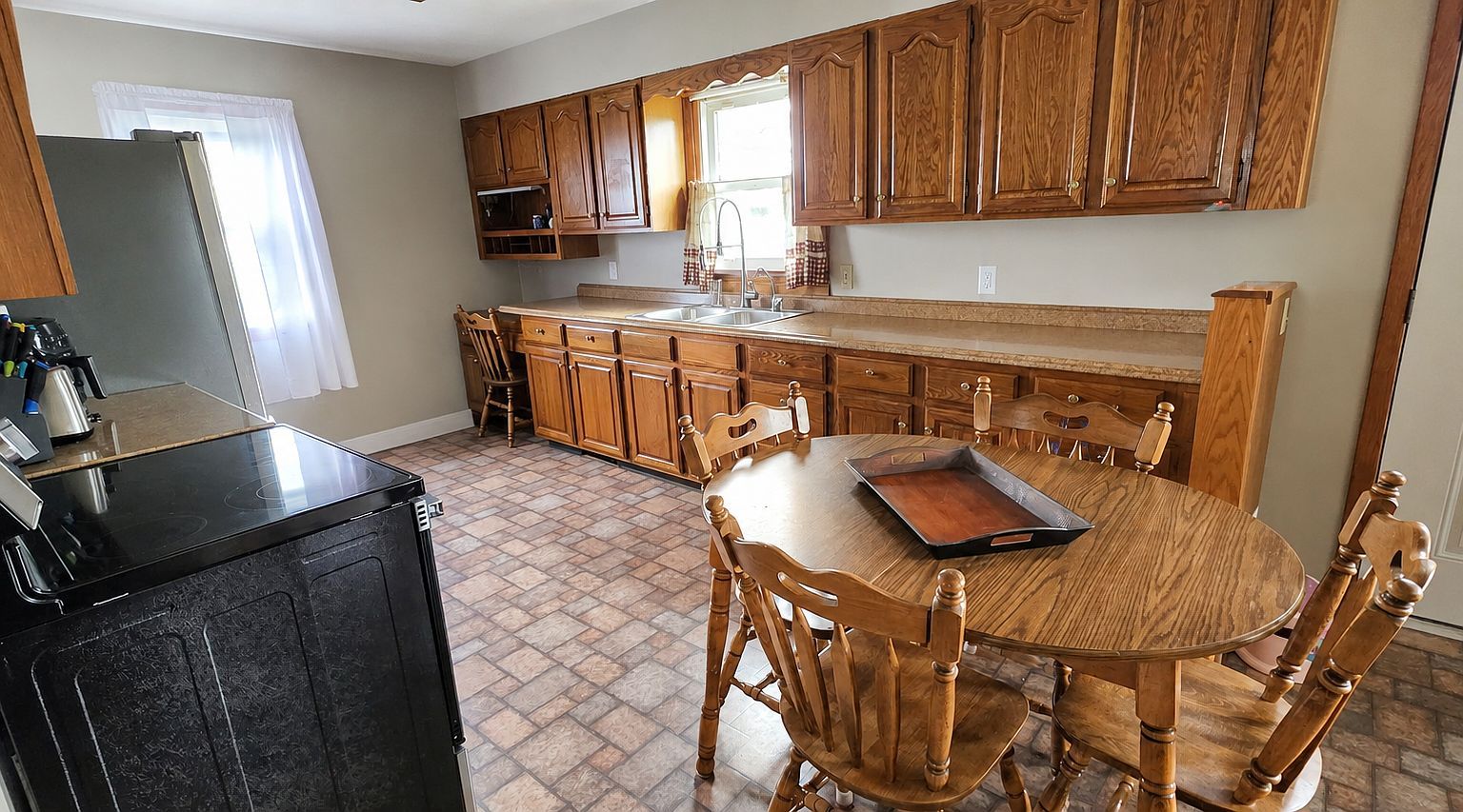 913 E Elm St Redwood Falls, MN 56283 - Thumbnail 3