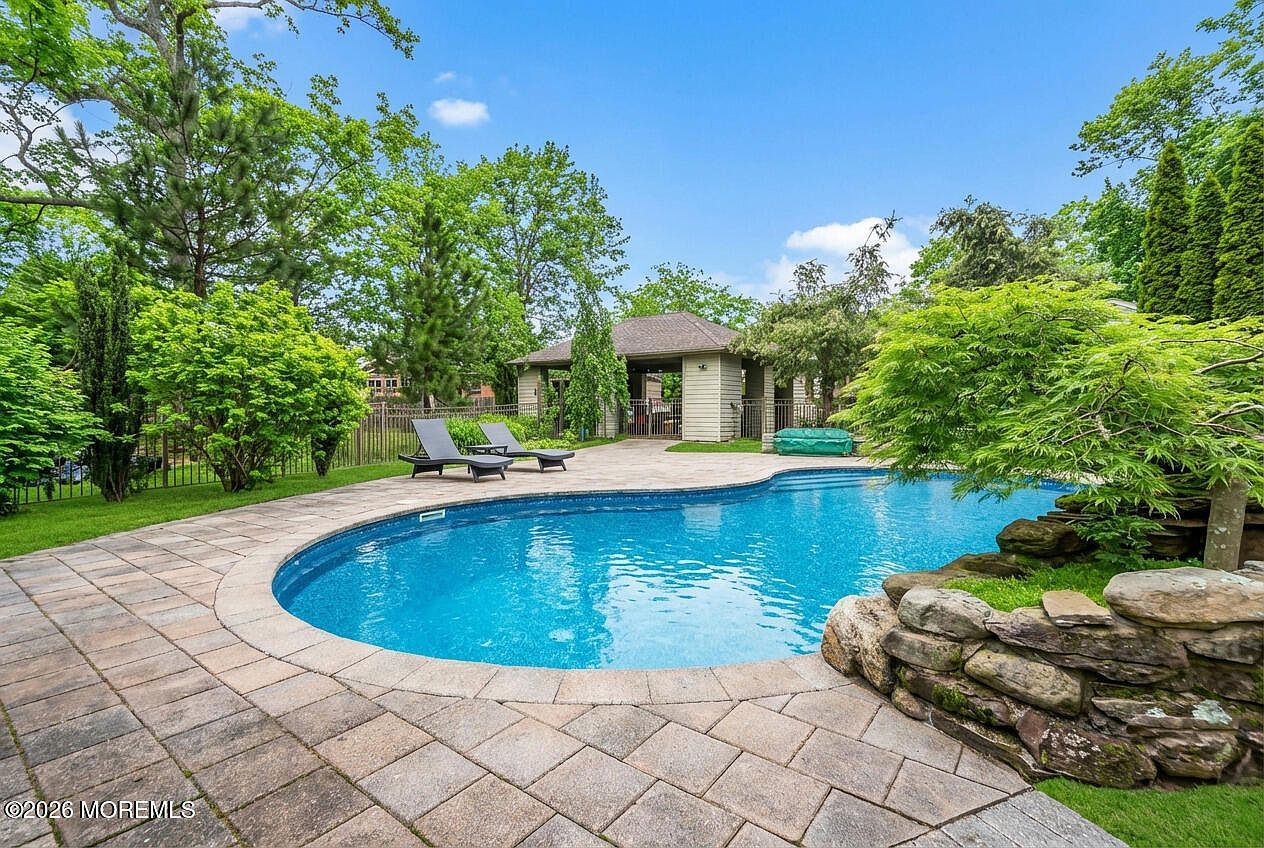 1731 Silverton Rd Toms River, NJ 08753 - Thumbnail 3