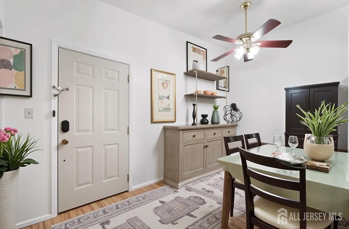 107 Rachel Ct Franklin Park, NJ 08823 - Thumbnail 3