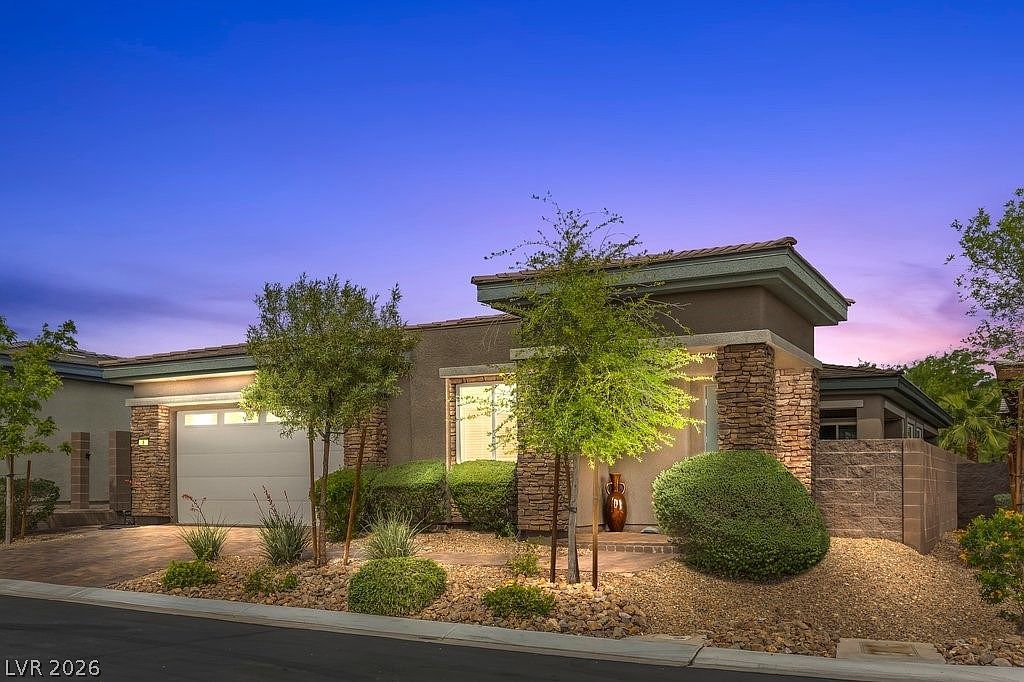 8 Reflection Cove Dr Henderson, NV 89011 - Thumbnail 3