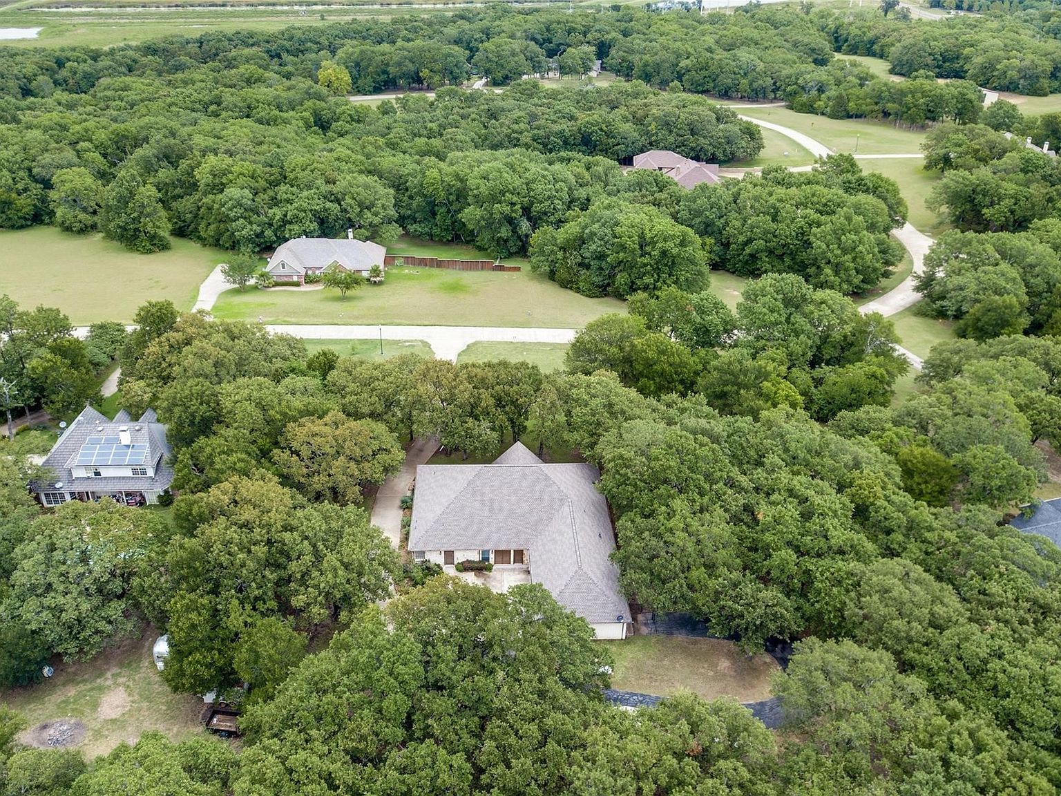 218 River Oaks Dr Combine, TX 75159 - Thumbnail 3