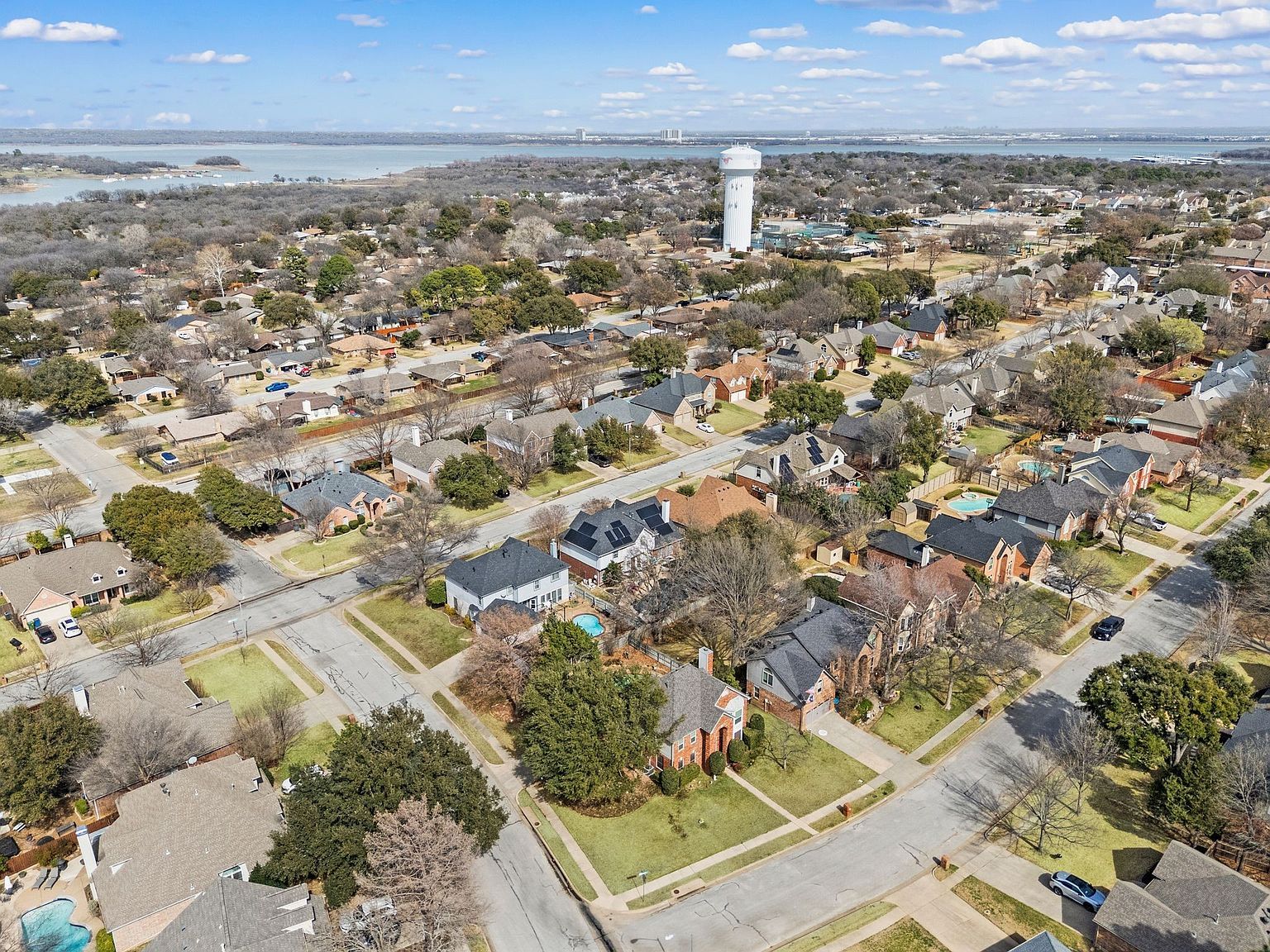 2156 Sandell Dr Grapevine, TX 76051 - Thumbnail 3