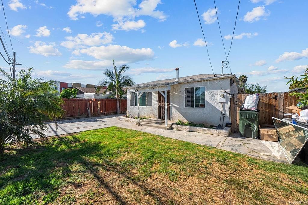 734 Anita St Chula Vista, CA 91911 - Thumbnail 3