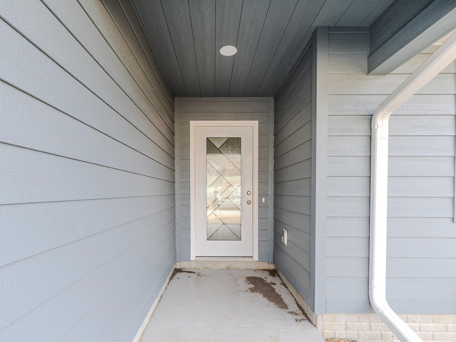 306 W 1st St Unit B Lake Park, IA 51347 - Thumbnail 3